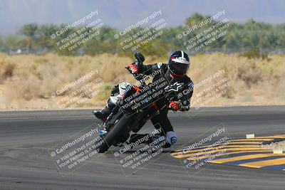 media/Nov-06-2023-Moto Forza (Mon) [[ce023d0744]]/4-Beginner Group/Session 3 (Turn 16)/